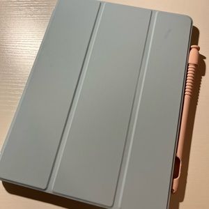 iPad 7th generation case with Apple Pencil case